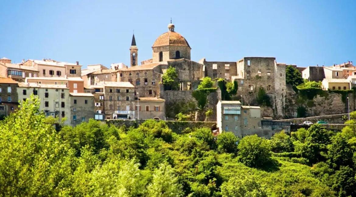 Escapade Ardechoise - Parking Gratuit - Chateau A 2 Pas Aubenas Eksteriør billede